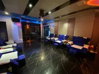 Four Seasons Hotel (Baise Dream Island Shopping Plaza)