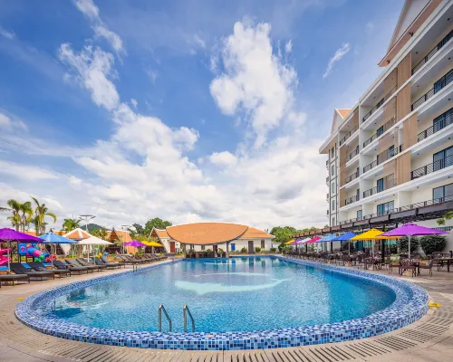 Vakara Hotel Kep - Parvekkeita