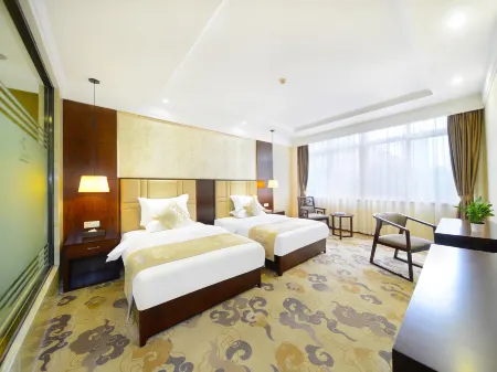 Jingyue Hotel (Meishandong Railway Station Wanda Plaza)