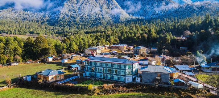 Ciyun·Homestead·B&B (Bomi Gang Yunshan Forest Branch) Hoteles en Bome