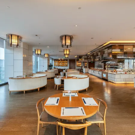 Golden Eagle Summit Hotel Yancheng (Julonghu, Baolong Plaza)