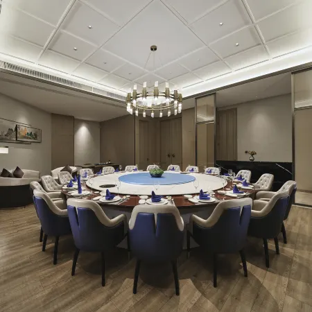 Vance International Hotel (Linhai Duqiao)