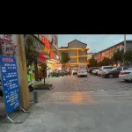 Lianghe Huayi Hotel Hotels in Lianghe County