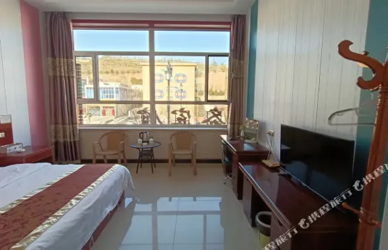 偏關順康商務賓館