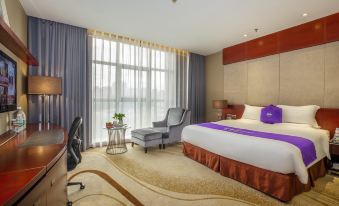 Hollyston Hotel (Jinjiang Sunshine Times Square Airport)