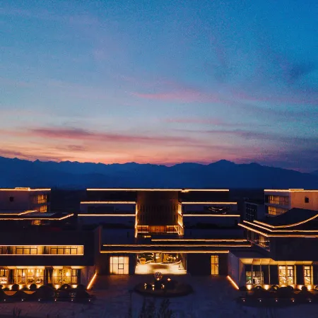 Central Landison Retreat QuZhou