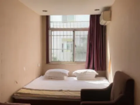 Baode Yellow River Star Express Hotel فنادق في باوده