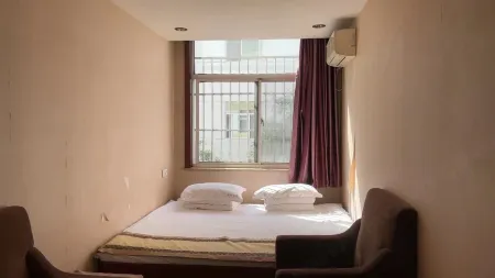 Baode Yellow River Star Express Hotel