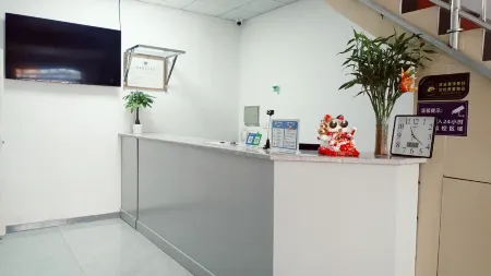 Penglaiju Warm Theme Hotel