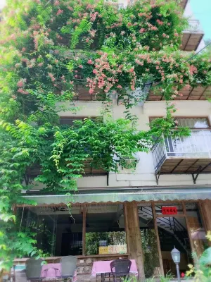 Yangshuo Huajian Homestay (Guilin Qianguqing Branch) 양숴 호텔