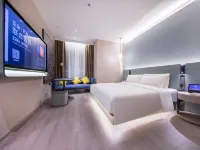 Atour S Hotel, Henglong Plaza, Binjiang Road, Tianjin Hotels near Jingyuan