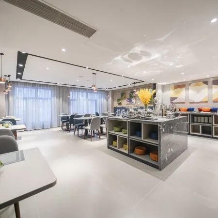 Home Inn Select (Chaoyang Shuangta Central Hospital Store)