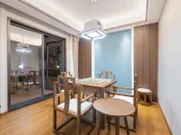 Floral Lux Hotel·Lotus Pond Moonlight hotel (Shaoxing Keyan Scenic Area) Hotels near Shaoxing Keyan Mountain