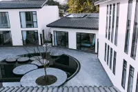 Dayi Puyue Liangshe Hotel