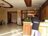 Binyang Dream Team Hotel (Litang Branch)