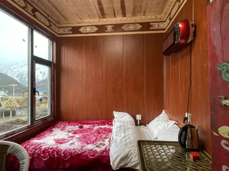 Basu Rega Glacier Homestay Отели рядом с достопримечательностью «Ranwuzhen»