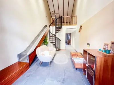 Zhoushan Road Xiaxuyun Four Seasons Homestay Отели рядом с достопримечательностью «Чанганьшаньский лесной парк»