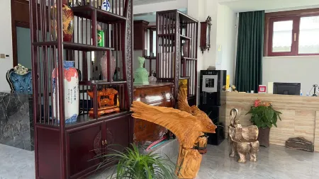 Bu Yiyang Homestay (Dongchang Lake Guangyue Tower) Отели рядом с достопримечательностью «Ming & Qing Dynasties Imperial Edict Museum»