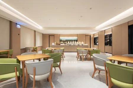 JI Hotel (Jinan CBD Provincial Museum) Отели рядом с достопримечательностью «School of Law， Shandong University of Political Science and Law»