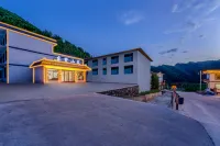 Wutai Shandong Zixiaozhu Hotels near Guanhaisi (South Gate)