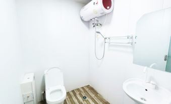 Zhengding Xinduo Supermarket Hotel