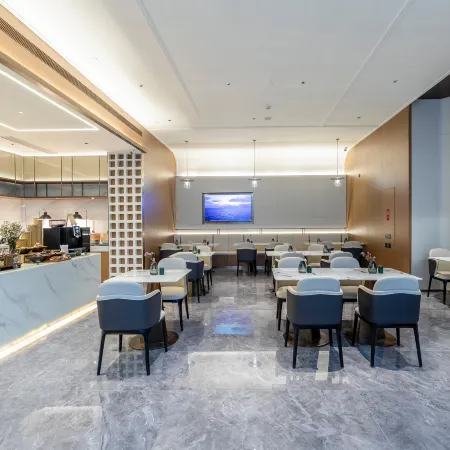 Nanyang Wuyue Plaza Zhongjing Avenue Atour Hotel