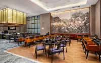 Vienna International Hotel (Wuxi East High-speed Railway Station)