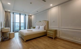 DongDong Skyview Apartment in Landmark 81 Tower