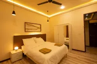 The Bilimbi Guesthouse and Inn Hotels near Welcome Pavilion