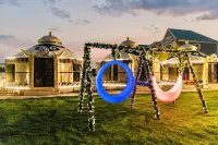 Yunshang Muye · Light Luxury Resort Hotel (Heishantoujie River Scenic Area Store)