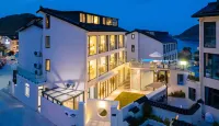 Zhoushan lvyun Bay Beach sunrise swimming pool holiday hostel