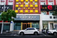 MANOFEE HOTEL