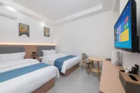 Guilin Boyue Hotel (Guilin High-Speed Railway North Station)