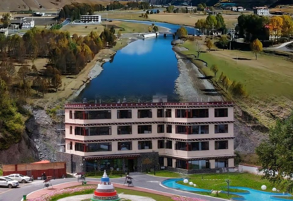 hotel overview picture