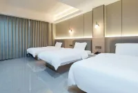 RUYILE   HOTEL