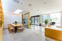 Green Light Residence Hotel (Song County Checun) فنادق في مديرية سونغ
