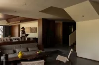 Shanshangshan • Yunyang Resort (Shuangqiao Valley Scenic Area)