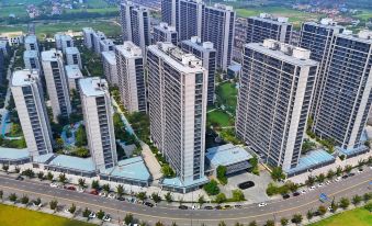 Yanguan ChaoYue City Mofan Homestay