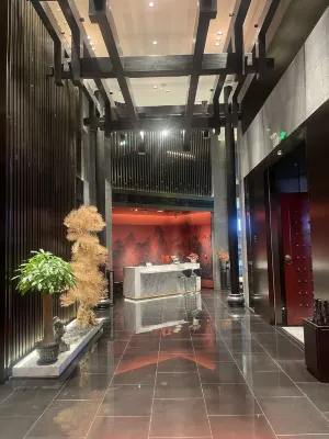 Yunfu Hongxin Boutique Hotel (Wuyue Plaza Branch, Yunfu) Hotels near Yunfu East Railway Station