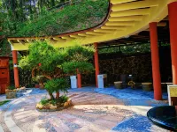 Xinfeng Songjing Hot Spring Resort - Thermen