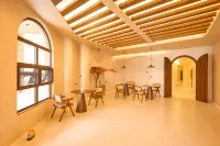 Golden Beach Seaside Inn · Designer Seafront Homestay (Dalian Xinghai Square Branch) - Bãi biển