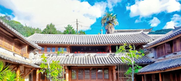 Wazhu Guozijian Boutique Guesthouse Hotels in Binchuan