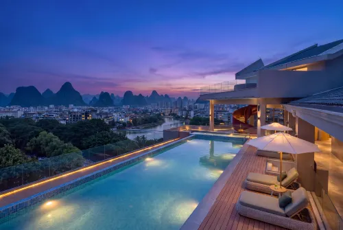 (Guilin Two Rivers and Four Lakes Elephant Trunk Hill Branch) - Pet-friendly