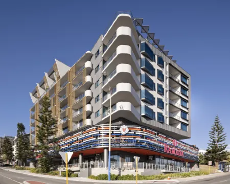 Ramada by Wyndham VetroBlu Scarborough Beach Hotels in Scarborough