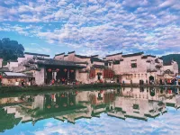 Hongcun XiShu Qingshe Guesthouse