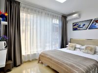 上海慕心创意设计酒店 - 一见倾心大床房