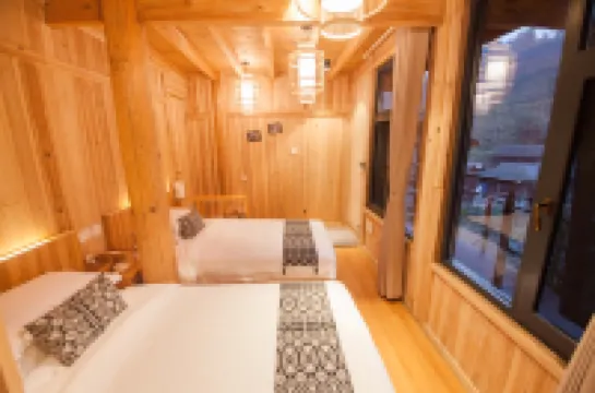 Huanggang Hecang Granary Inn