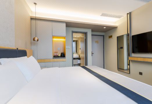 4. 루자상뤼 호텔 ..