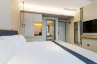 Homeinn Selected Hotel (Shanghai Caohejing Guilin Park Metro Station) Hoteles en Xúhui