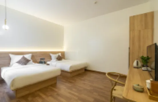 Mile Xitinglangyuan Homestay (Honghe Water Town Jinxiu Flower Street)